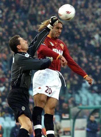 什么情况？西海岸男女足分别被处以转会禁令，但FIFA网站又说只适用于女足（西海岸转会禁令现矛盾：男女足皆被罚，FIFA官网却称仅女足适用）