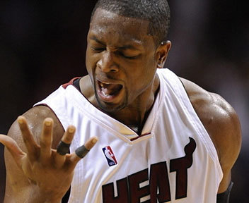 世体：巴萨内部认为凯恩很乐意来到西甲，莱万是一个很好先例（世体：巴萨内部看好凯恩愿意登陆西甲，莱万的成功是有力先例）