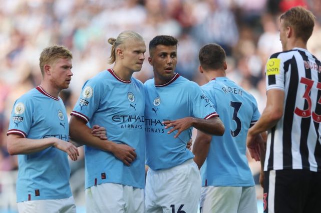 意甲第15轮裁判：多维里吹热那亚vs国米，马萨吹博洛尼亚vs尤文（意甲第15轮裁判安排：多维里执法热那亚对阵国米，马萨主哨博洛尼亚战尤文）