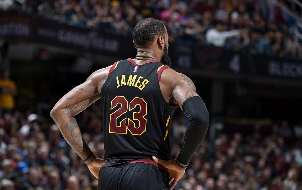 U22国足12月集训并参加U23亚洲杯29人名单：王钰栋、徐彬入选（U22国足公布12月集训暨U23亚洲杯29人名单：王钰栋、徐彬在列）