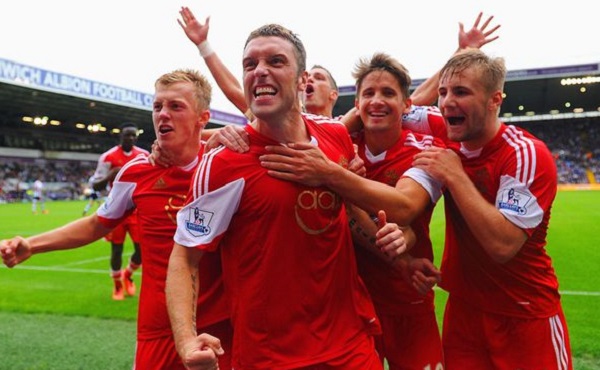 东体预测申花首发：阿苏埃和米内罗搭档锋线，鲍亚雄继续出战