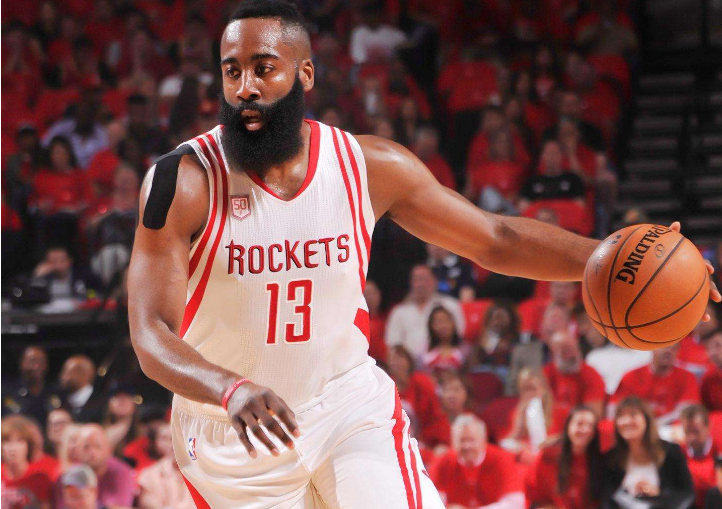 皇马维尼修斯关键进球助球队连胜（维尼修斯制胜球助皇马延续连胜）